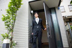 大谷石で作られた小物やランプシェードの価格